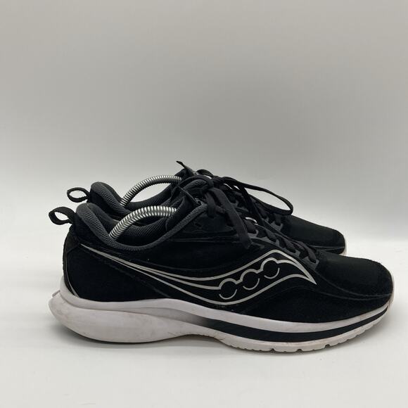 Mens Size 10 Saucony Kinvara 13 Black Athletic Running Shoes Sneakers Trainers - Picture 1 of 9